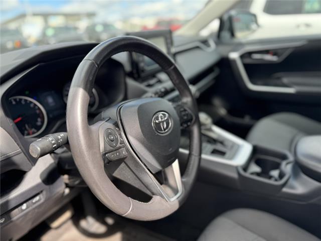 2020 Toyota RAV4 XLE (Stk: C087420M) in Cranbrook - Image 9 of 20