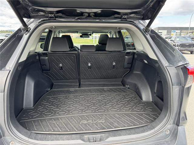 2020 Toyota RAV4 XLE (Stk: C087420M) in Cranbrook - Image 18 of 20
