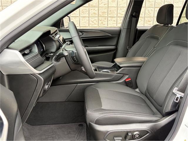 2025 Jeep Grand Cherokee Laredo (Stk: 25-0164) in Toronto - Image 15 of 21