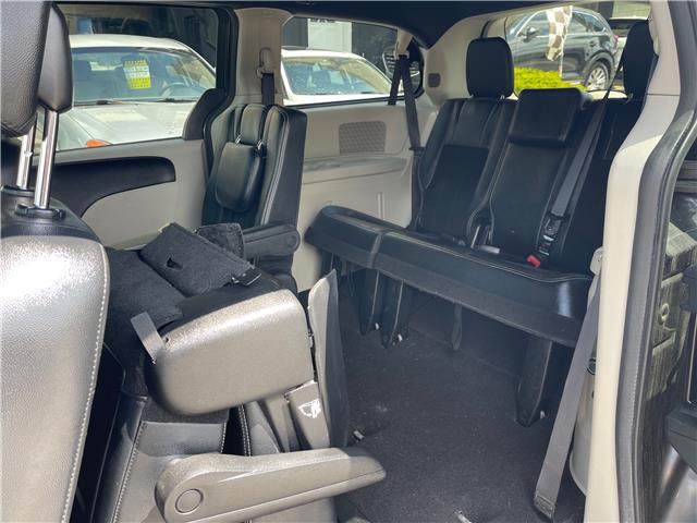 2016 Dodge Grand Caravan SE/SXT (Stk: D146310) in Scarborough - Image 10 of 21