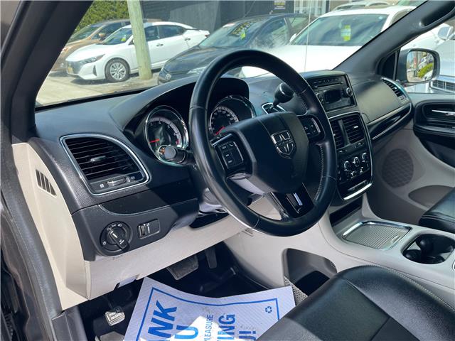2016 Dodge Grand Caravan SE/SXT (Stk: D146310) in Scarborough - Image 13 of 21