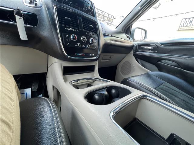 2016 Dodge Grand Caravan SE/SXT (Stk: D146310) in Scarborough - Image 20 of 21