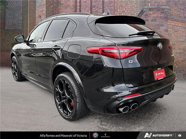 2022 Alfa Romeo Stelvio Quadrifoglio (Stk: 912420) in Victoria - Image 4 of 25