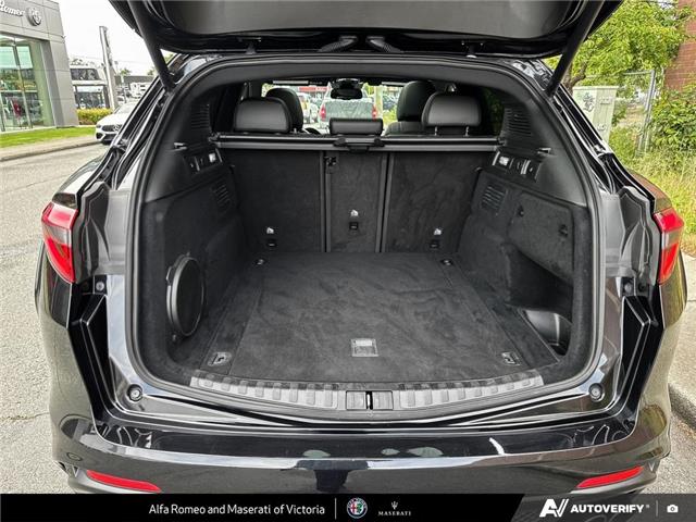 2022 Alfa Romeo Stelvio Quadrifoglio (Stk: 912420) in Victoria - Image 12 of 25