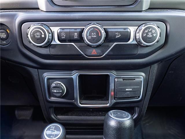 2019 Jeep Wrangler Sport (Stk: T209594A) in Surrey - Image 14 of 18 2019 Jeep Wrangler Sport (Stk: T209594A) in Surrey - Image 14 of 18