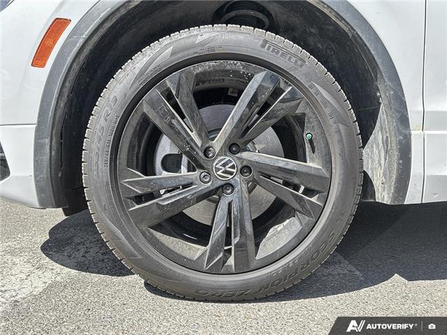 2024 Volkswagen Tiguan Comfortline R-Line Black Edition (Stk: KU0525) in Okotoks - Image 5 of 18