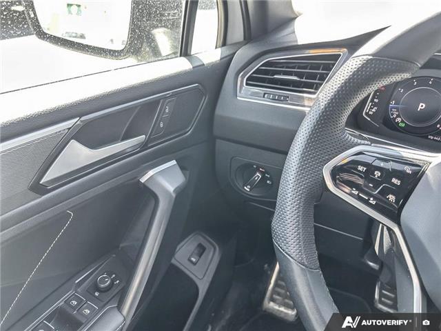 2024 Volkswagen Tiguan Comfortline R-Line Black Edition (Stk: KU0525) in Okotoks - Image 11 of 18