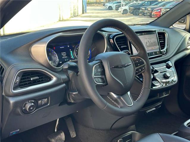 2026 Chrysler Pacifica Select (Stk: 26-0110) in Toronto - Image 6 of 18