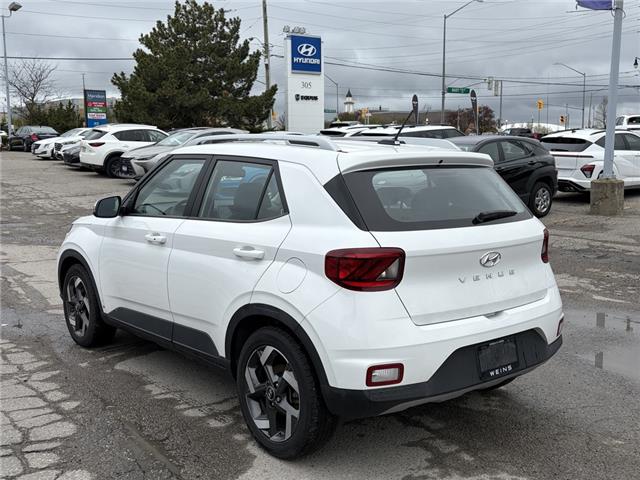 2025 Hyundai Venue Ultimate w/Black Interior (IVT) (Stk: 26U1305) in Aurora - Image 6 of 21