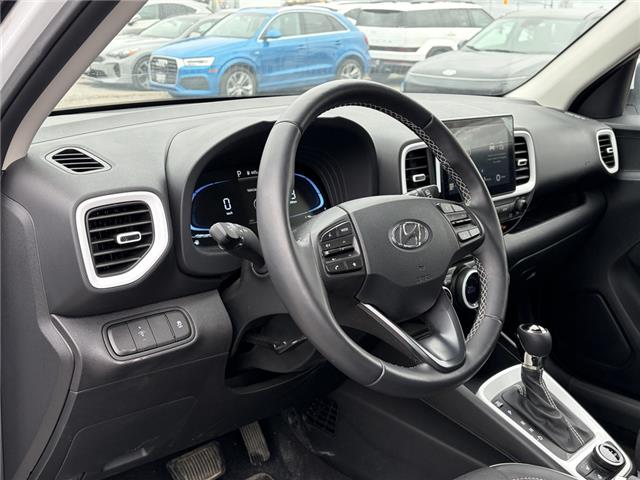 2025 Hyundai Venue Ultimate w/Black Interior (IVT) (Stk: 26U1305) in Aurora - Image 9 of 21