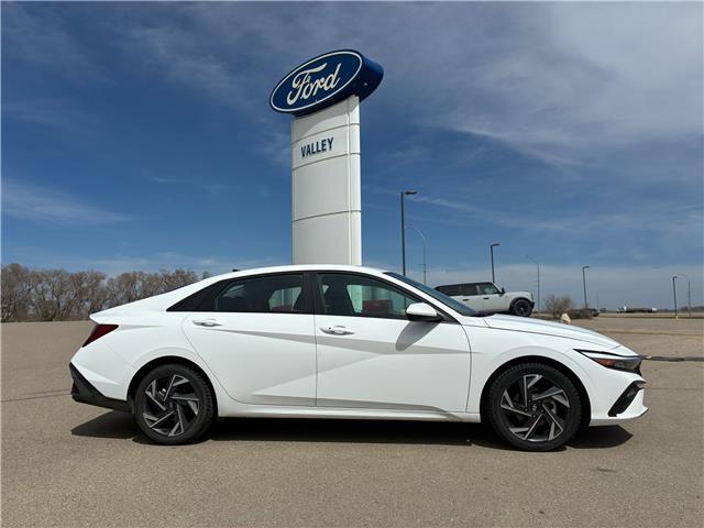 2024 Hyundai Elantra Preferred w/Tech Package