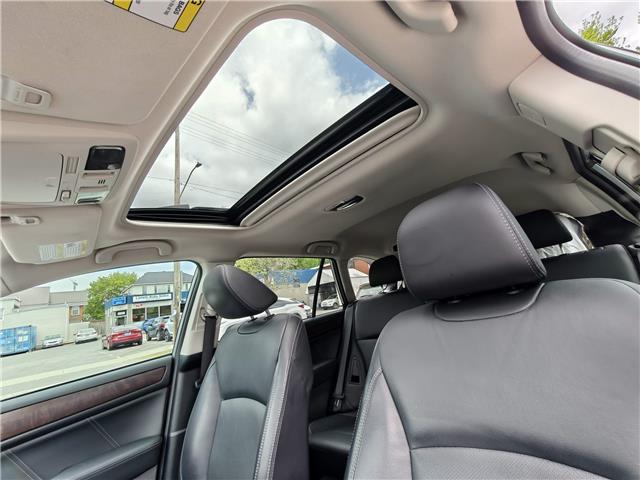 2018 Subaru Outback 3.6R Limited in Ottawa - Image 3 of 26
