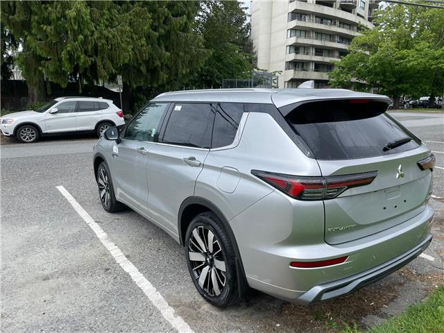 2026 Mitsubishi Outlander PHEV GT (Stk: 610466) in North Vancouver - Image 4 of 10