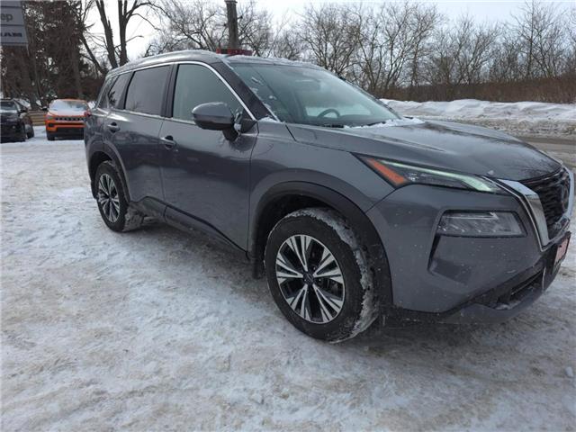 2023 Nissan Rogue SV Moonroof (Stk: 01162P) in New Hamburg - Image 3 of 19