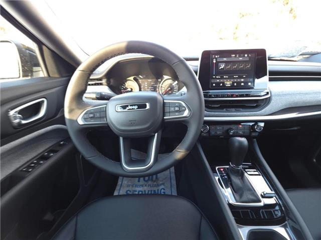 2026 Jeep Compass North (Stk: 26009) in New Hamburg - Image 12 of 18
