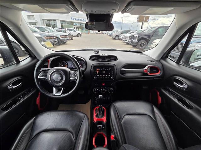 2015 Jeep Renegade Trailhawk (Stk: SA-1725A) in Calgary - Image 2 of 15 2015 Jeep Renegade Trailhawk (Stk: SA-1725A) in Calgary - Image 2 of 15