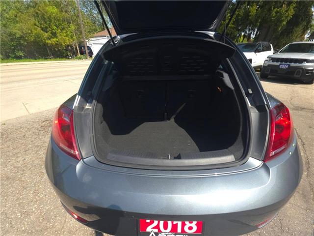 2018 Volkswagen Beetle 2.0 TSI Trendline (Stk: 26020A) in New Hamburg - Image 18 of 22