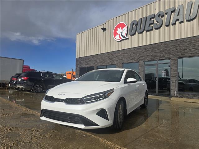 2023 Kia Forte EX+ in Saskatoon - Image 2 of 12