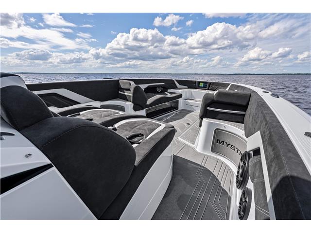 2027 Mystic Powerboats M4200 Center Console (Stk: 292H426) in Sudbury - Image 9 of 22