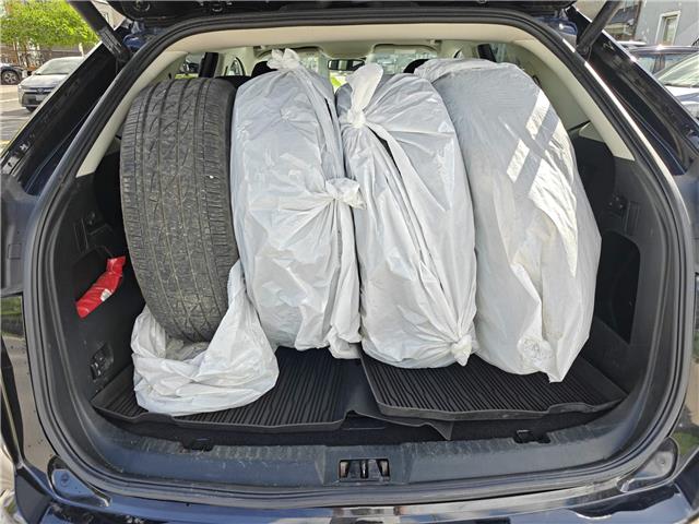 2018 Ford Edge SEL in Ottawa - Image 17 of 20