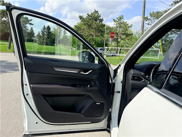 2023 Mazda CX-5 Signature (Stk: 16216) in Newmarket - Image 2 of 50