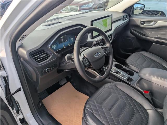 2023 Ford Escape Platinum (Stk: T32455) in Calgary - Image 2 of 27