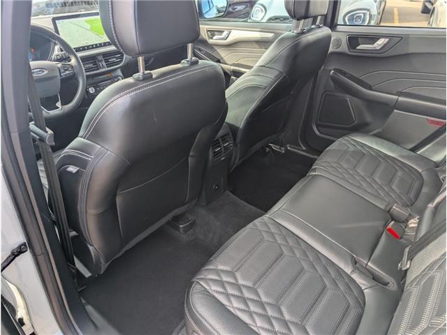 2023 Ford Escape Platinum (Stk: T32455) in Calgary - Image 3 of 27