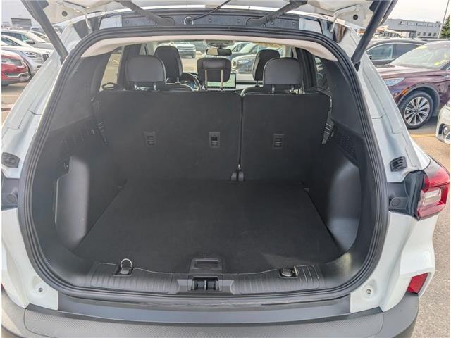 2023 Ford Escape Platinum (Stk: T32455) in Calgary - Image 7 of 27