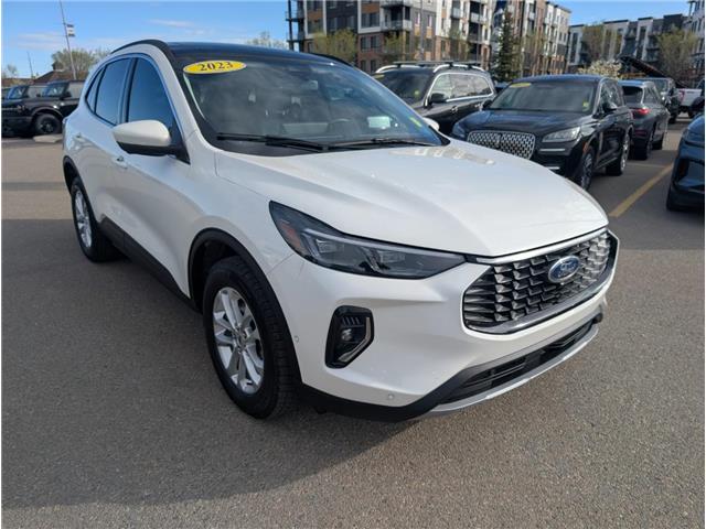 2023 Ford Escape Platinum (Stk: T32455) in Calgary - Image 10 of 27
