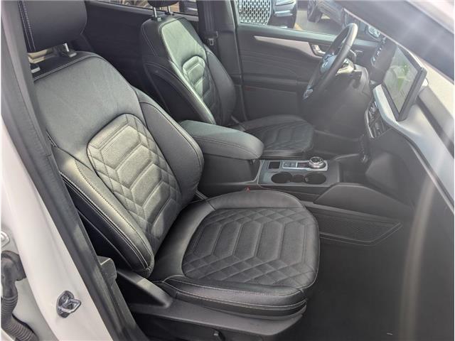 2023 Ford Escape Platinum (Stk: T32455) in Calgary - Image 14 of 27