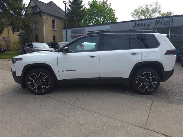 2026 Jeep Cherokee Overland (Stk: 26031) in New Hamburg - Image 8 of 24