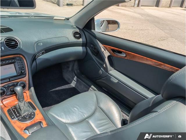 2004 Mercedes-Benz SL-Class Base (Stk: L3186A1) in London - Image 24 of 24 2004 Mercedes-Benz SL-Class Base (Stk: L3186A1) in London - Image 24 of 24