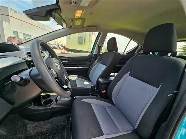 2018 Toyota Prius C Upgrade Package (Stk: P3822A) in Bowmanville - Image 12 of 24