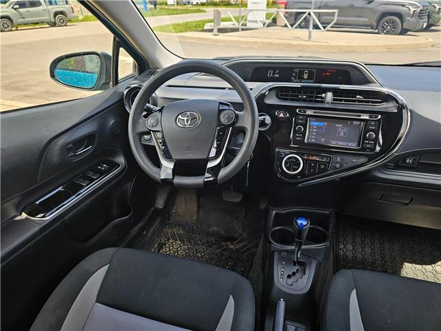 2018 Toyota Prius C Upgrade Package (Stk: P3822A) in Bowmanville - Image 16 of 24