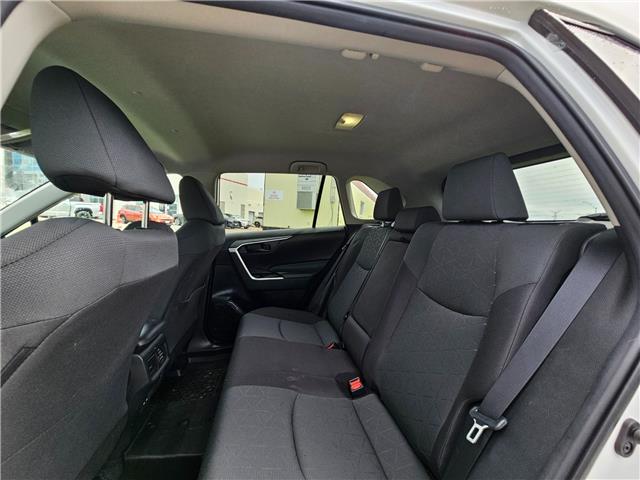 2024 Toyota RAV4 Hybrid LE (Stk: 26324A) in Bowmanville - Image 17 of 24