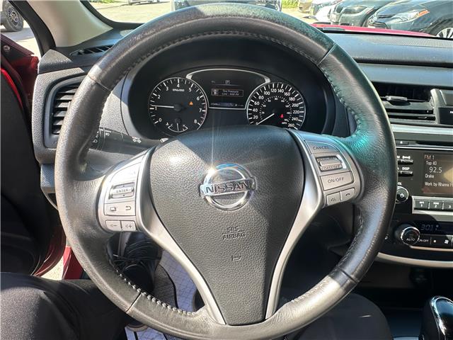 2016 Nissan Altima 2.5 SV (Stk: N347645) in Scarborough - Image 7 of 10