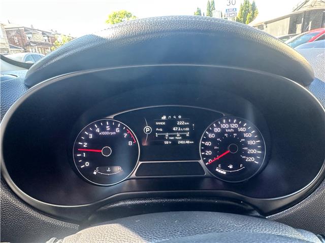2014 Kia Soul Two-Tone Fathom Blue/White Special Edition (Stk: K076221) in Scarborough - Image 13 of 16