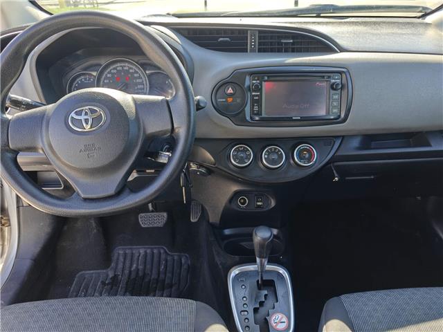 2015 Toyota Yaris LE in Ottawa - Image 5 of 12 2015 Toyota Yaris LE in Ottawa - Image 5 of 12