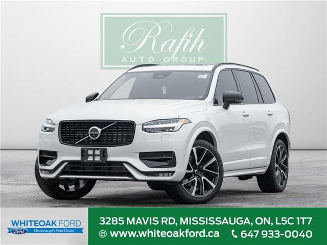 2023 Volvo XC90 B6 Plus Dark Theme