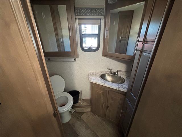 2018 Ford F-53 Motorhome Chassis Base (Stk: P530) in Pembroke - Image 6 of 11 2018 Ford F-53 Motorhome Chassis Base (Stk: P530) in Pembroke - Image 6 of 11