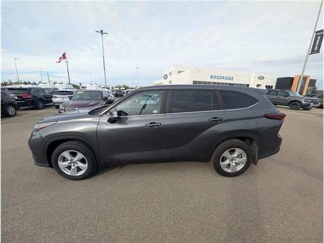 2024 Toyota Highlander LE (Stk: 19524) in Calgary - Image 3 of 27