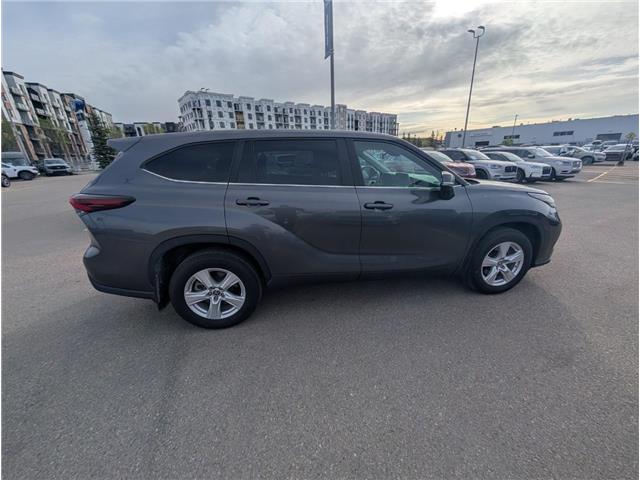 2024 Toyota Highlander LE (Stk: 19524) in Calgary - Image 8 of 27