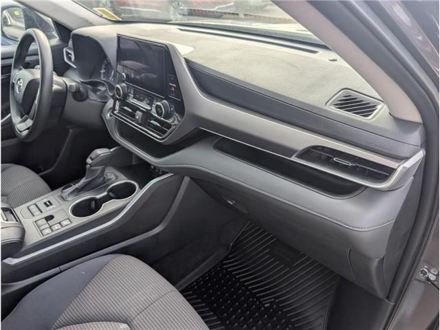 2024 Toyota Highlander LE (Stk: 19524) in Calgary - Image 12 of 27