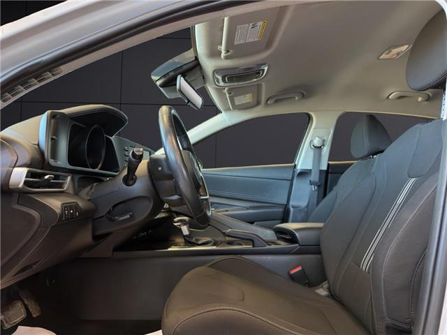 2023 Hyundai Elantra Preferred (Stk: W6125) in Gatineau - Image 7 of 17
