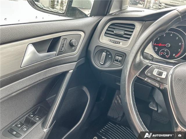 2015 Volkswagen Golf (Stk: ST-640A) in Calgary - Image 15 of 21 2015 Volkswagen Golf (Stk: ST-640A) in Calgary - Image 15 of 21