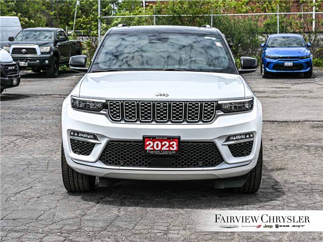 2023 Jeep Grand Cherokee Summit (Stk: U21659) in Burlington - Image 2 of 35