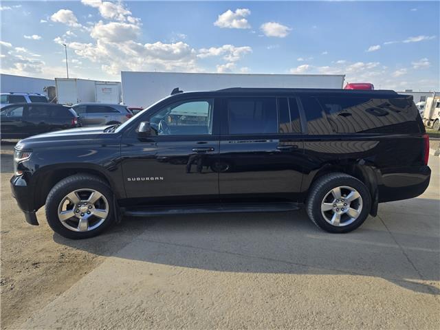 2018 Chevrolet Suburban LT in Saskatoon - Image 4 of 18