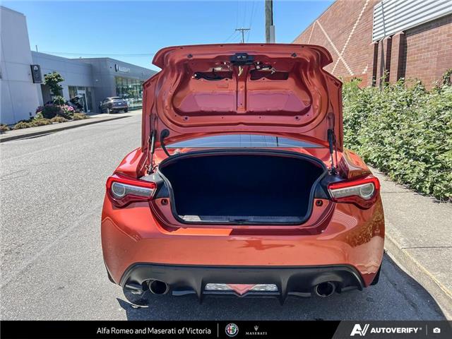 2017 Toyota 86 Base (Stk: 912600) in Victoria - Image 11 of 23