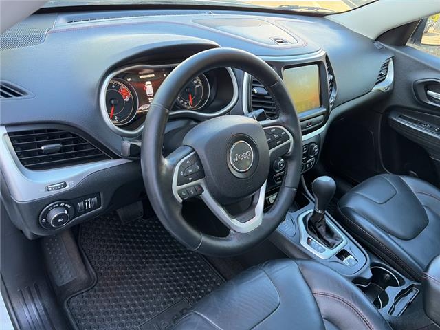 2016 Jeep Cherokee Trailhawk (Stk: P4939J) in Surrey - Image 8 of 15