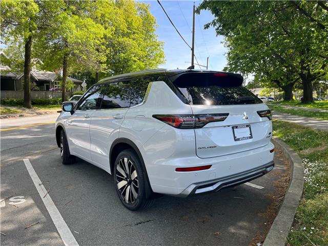2026 Mitsubishi Outlander PHEV GT (Stk: 616373) in North Vancouver - Image 6 of 14